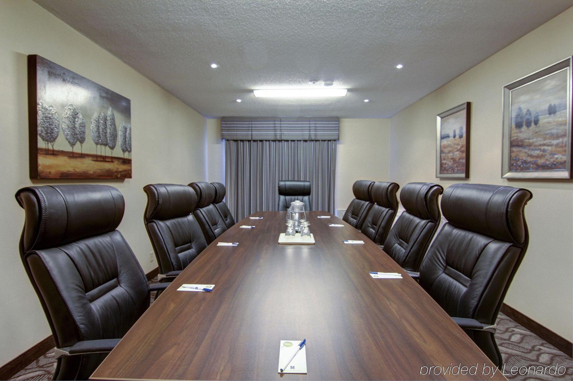 Comfort Inn & Suites Ambassador Bridge Windsor Exteriör bild